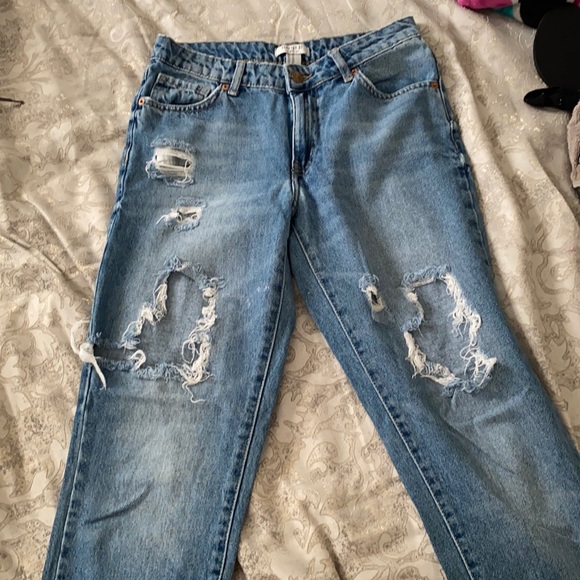 Forever 21 boyfriend jeans. Size small. - Picture 1 of 2